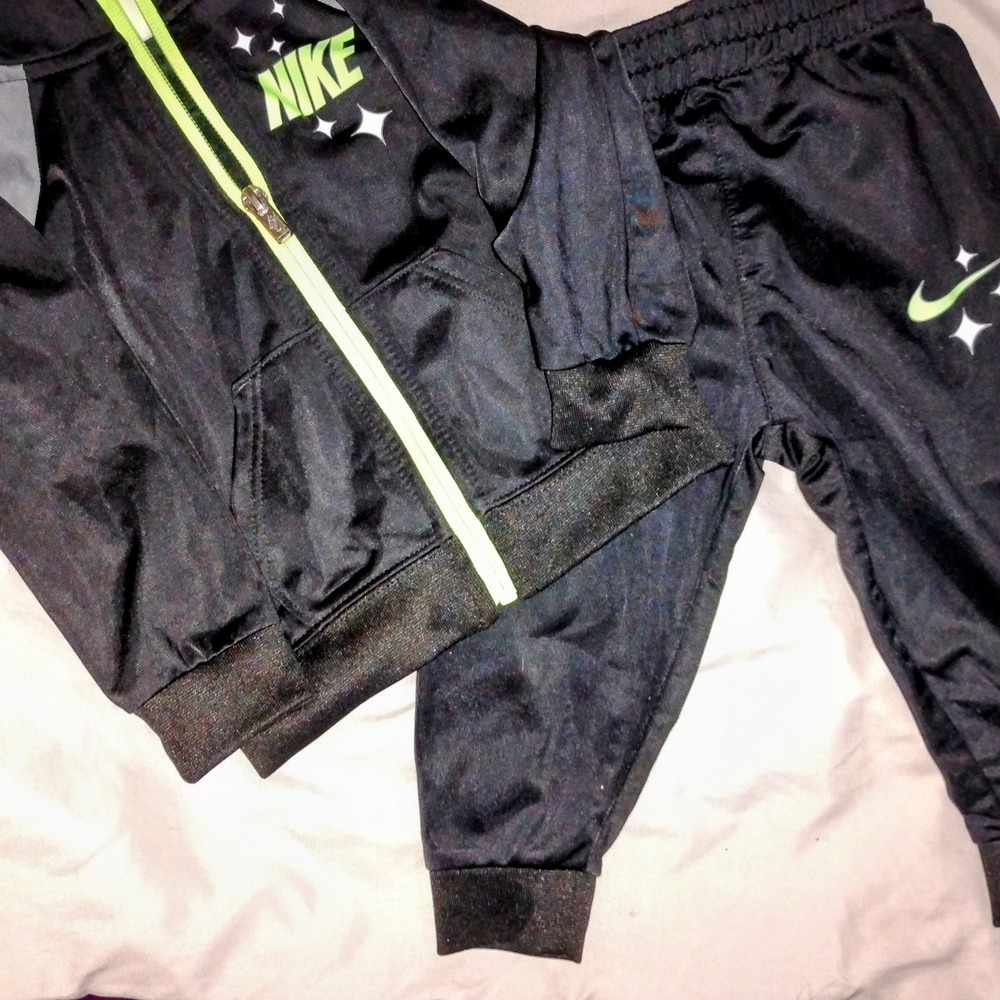 Nike Kids Black and Lime Green Tracksuit